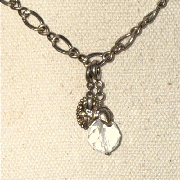 Sorrelli Silver Tone Necklace with movable charms - Picture 2 of 4
